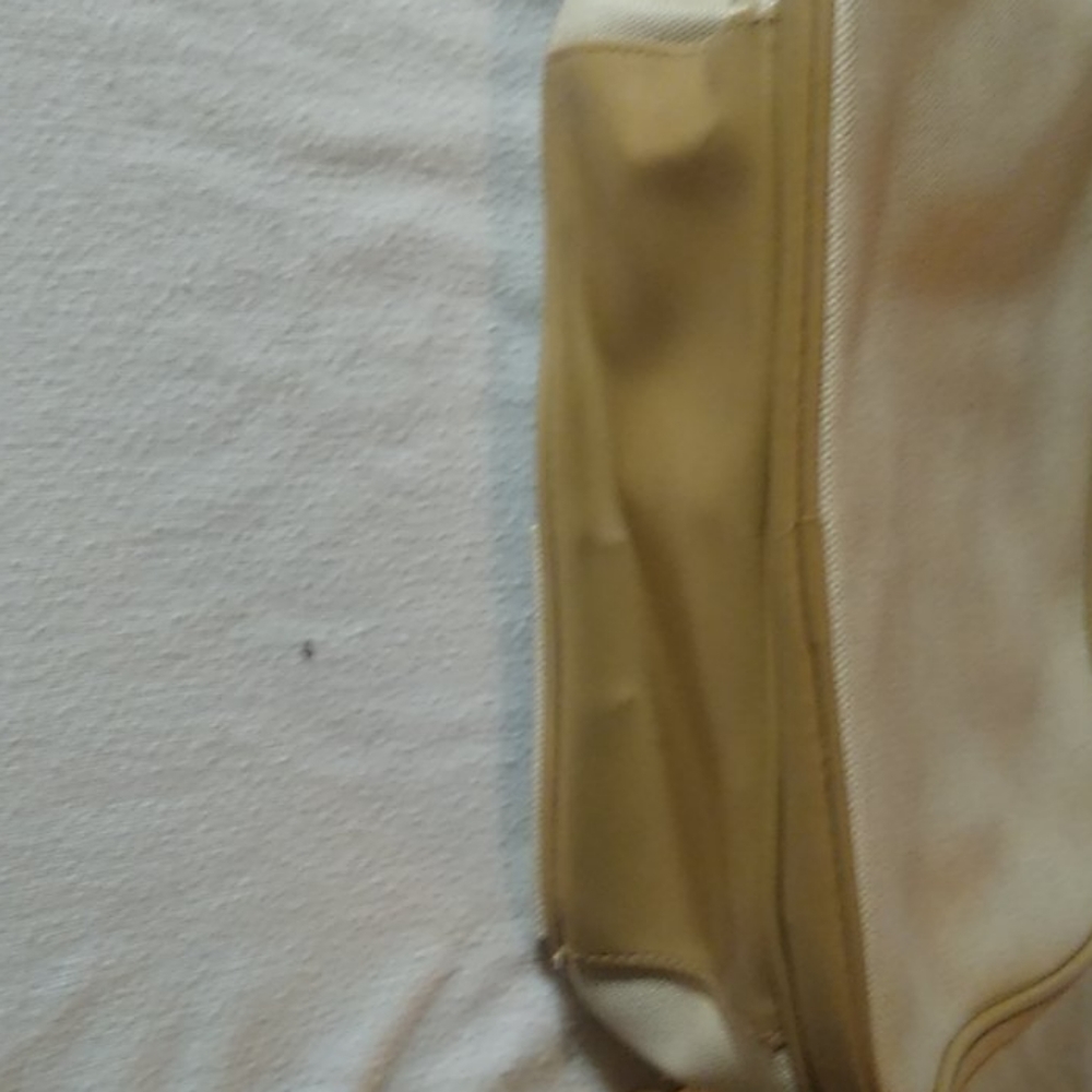 Handbag - Picture 8 of 10
